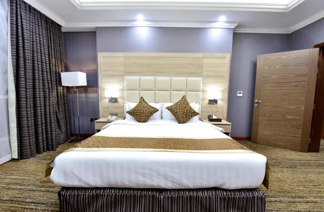 جناح تنفيذي بإطلالة على المدينة، فندق إيريديوم 70(Iridium 70 Hotel) 2/5