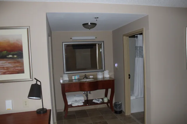 Studio, 2 Queen Beds, Sofa, Hampton Inn Gloucester 5/5