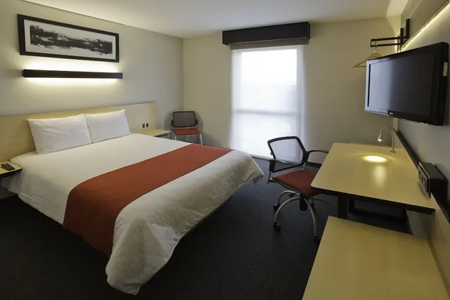 غرفة بسرير كوين، City Express By Marriott Oaxaca 7/10