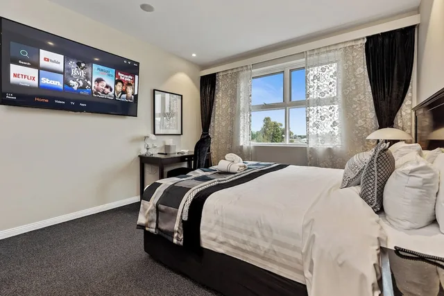 جناح ديلوكس بسرير كينج، International Hotel Wagga Wagga 4/10