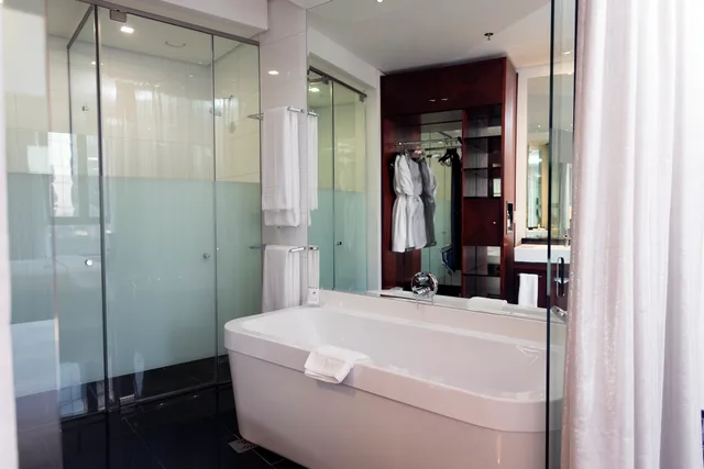 غرفة ديلوكس بسرير مزدوج، Davinci Hotel And Suites On Nelson Mandela Square 4/4