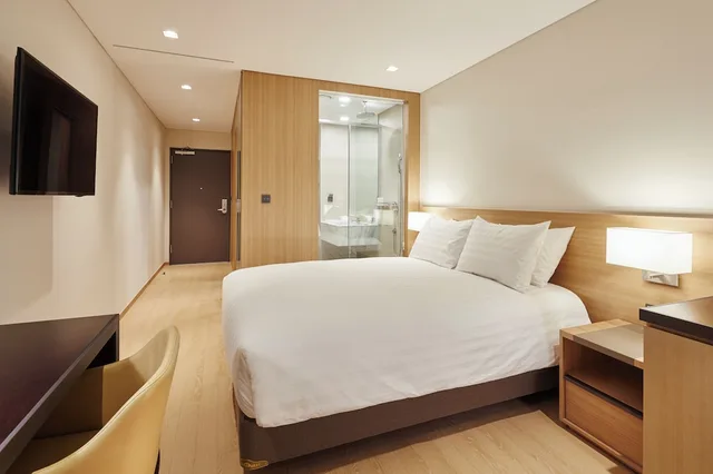 غرفة ديلوكس بسرير كوين بإطلالة على البحيرة، SkyBay Hotel Gyeongpo 3/5