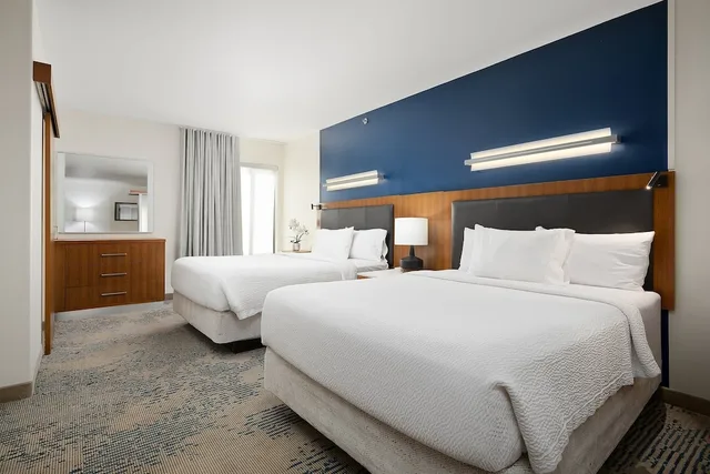 جناح بسريرين كوين مع أريكة، Springhill Suites By Marriott Mcallen 4/10