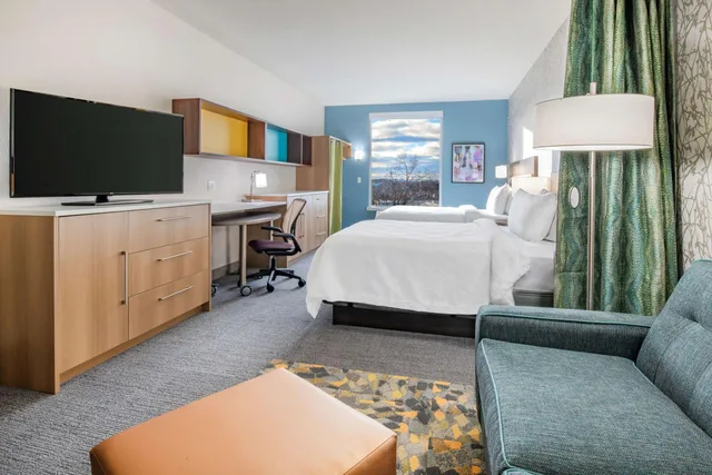 Studio, 2 Queen Beds, Sofa, Home2 Suites by Hilton Wayne 3/7