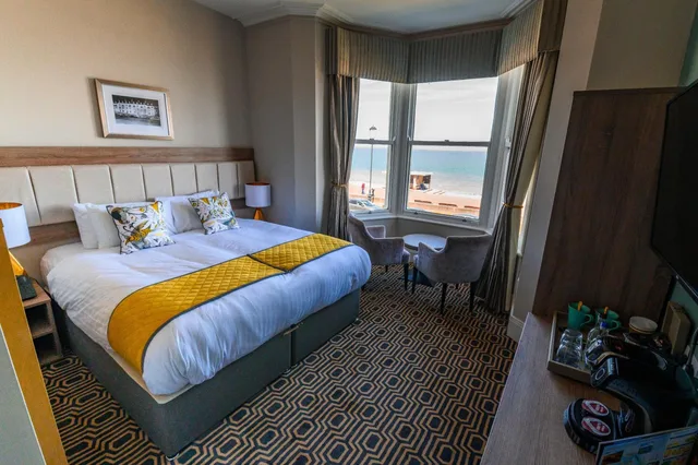 غرفة ديلوكس بسرير مزدوج أو سريرين منفصلين بإطلالة على البحر، Llandudno Bay Hotel 7/10