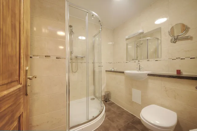 Standard, Double Bed, Muthu Newton Hotel 8/9