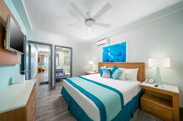 1 Bedroom, Suite, Double Bed, Ocean Front، South Gap Hotel 1/3