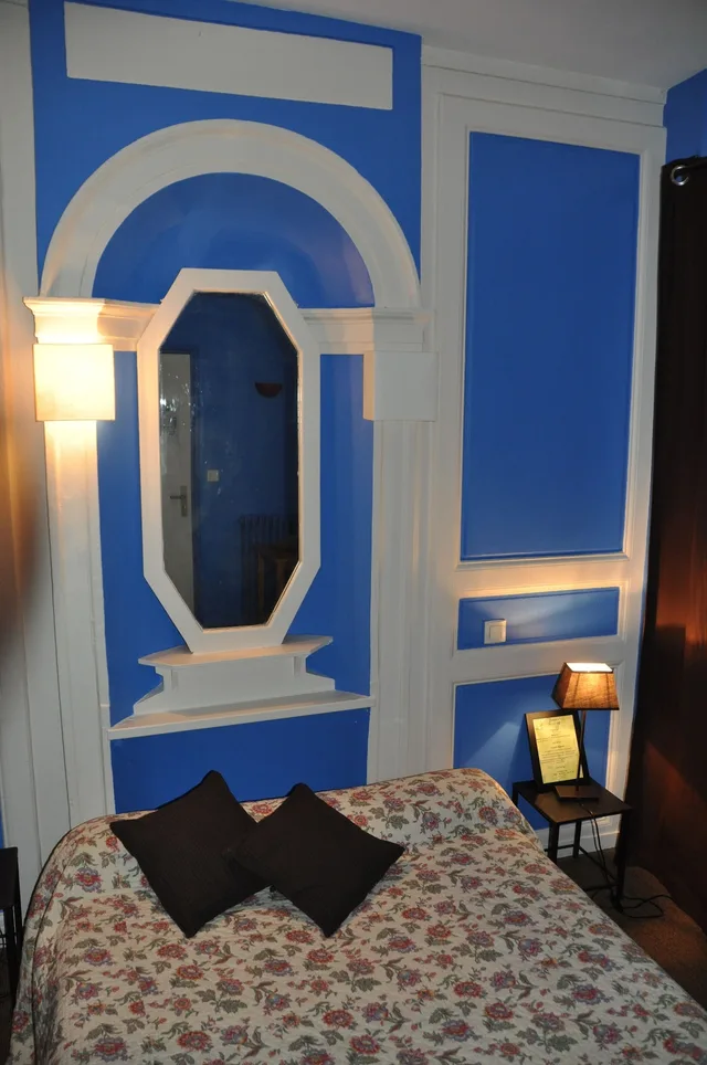 Standard, Double Bed, Hôtel Le Vieux Carré 1/1