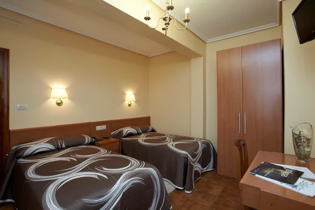 Standard, Twin Beds, Hotel Panton 6/10