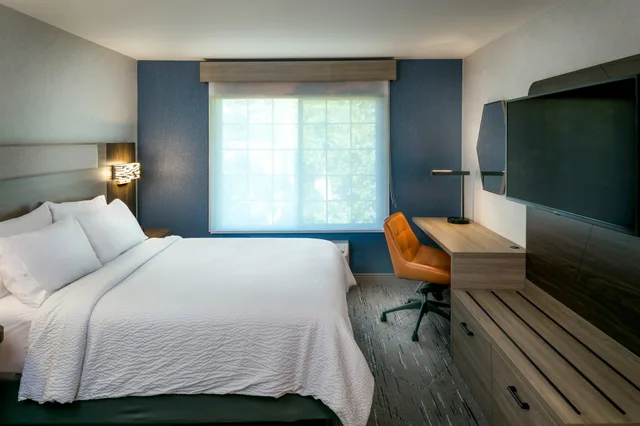 غرفة بسرير كوين، Holiday Inn Express Corvallis-On The River 4/10