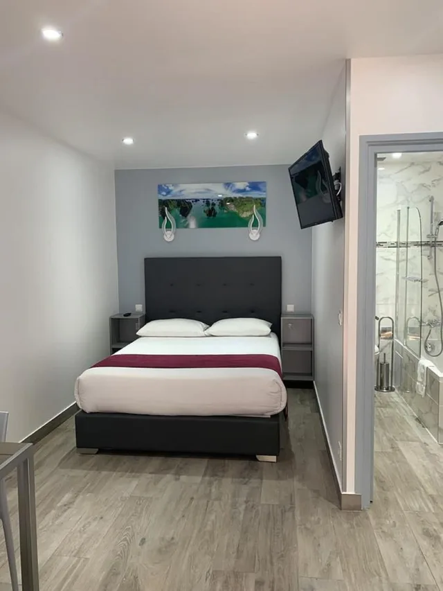 Renovated, Studio, Double Bed, Terrace, La Ferme Des Barmonts Hotel 1/4