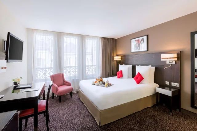 غرفة كومفورت بسرير كوين، Best Western Premier Hotel De La Poste & Spa 2/4