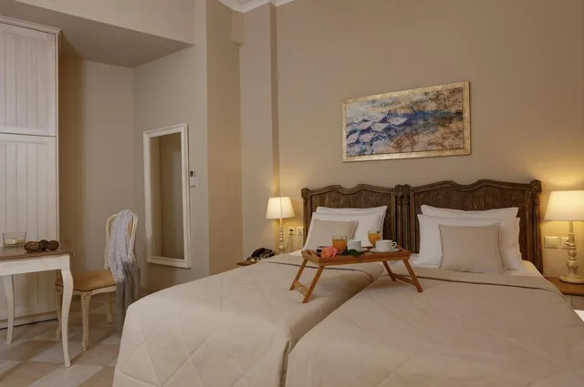 جناح عائلي، Ionia Suites 3/6