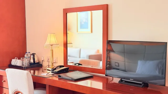 Deluxe, Twin Beds, Sunday Hotel Al Barsha Dubai Mall of the Emirates Formerly Grand Excelsior Al Barsha 10/10