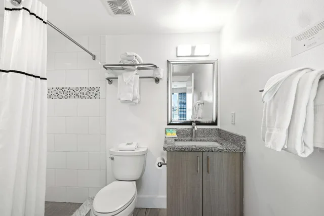 2 Bedrooms, Premium, Suite, Bay Front, 2 Bathrooms، Provident Oceana Beachfront Suites 5/5