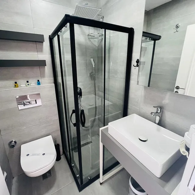 جناح جونيور، Euronova Hotel Residence 7/7