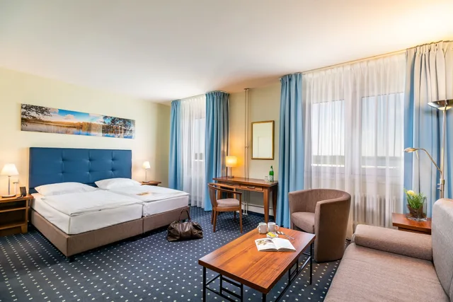 Panorama, Studio, Double Bed, Lake View, Sofa، Ahorn Seehotel Templin 2/5