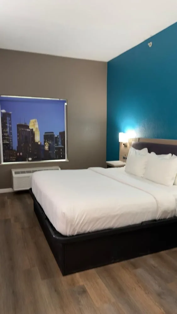 غرفة بسرير كينج لذوي الإعاقة، Comfort Inn San Antonio Northeast 1/10