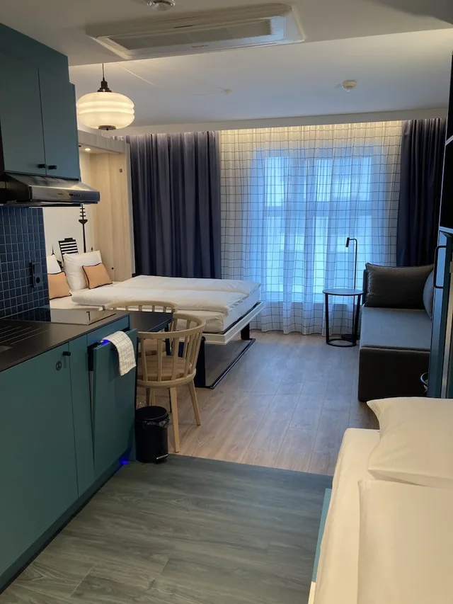 Family, Studio, Murphy Bed, Queen Bed, Sofa, Aparthotel Adagio access Hamburg 7/10