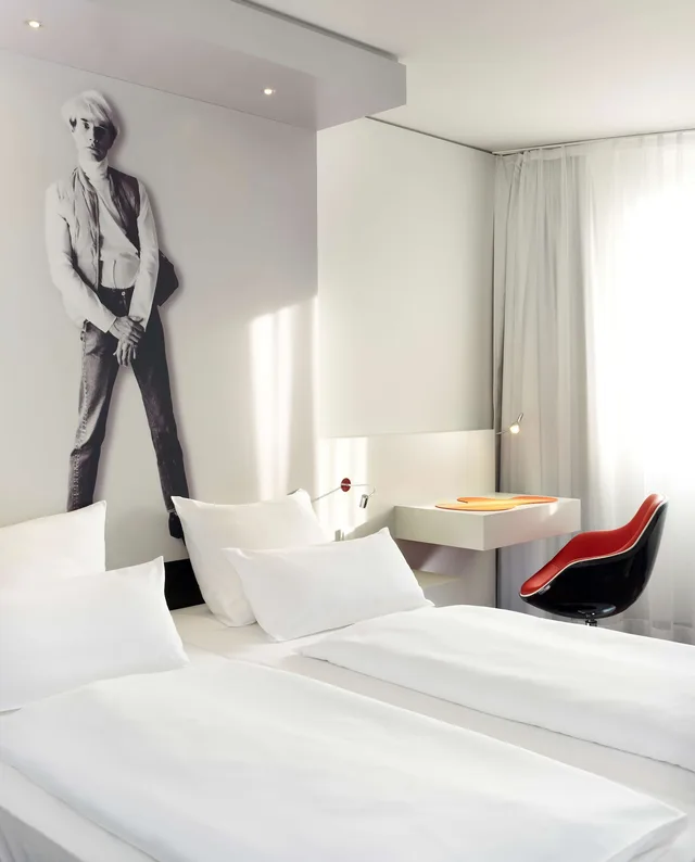 غرفة تنفيذية، Park Plaza Berlin 5/6