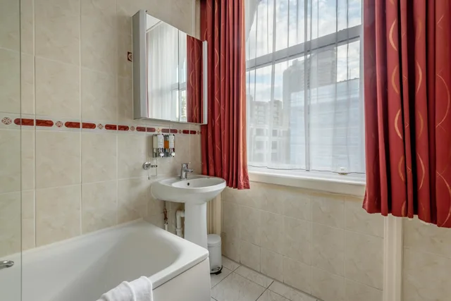 غرفة كلاسيكية مفردة، Montana Hotel London 4/8