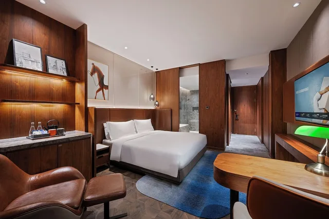 غرفة سوبيريور بسرير كينج، Novotel Shanghai Baoshan Jiusi 2/4