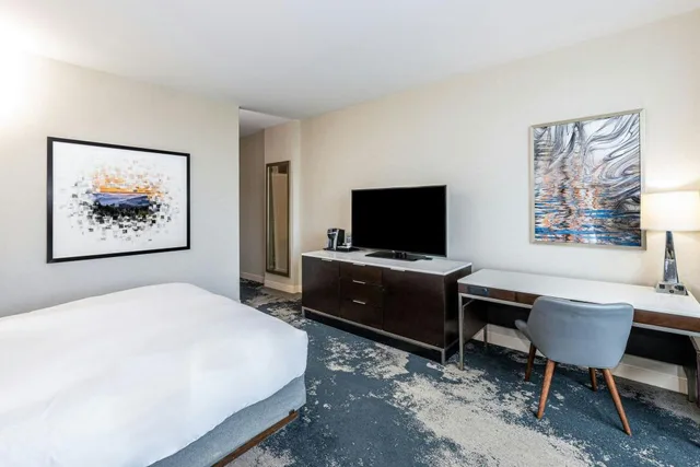 Guest Room, Deluxe, King Bed, Bay View، Grand Bay Hotel San Francisco 2/4