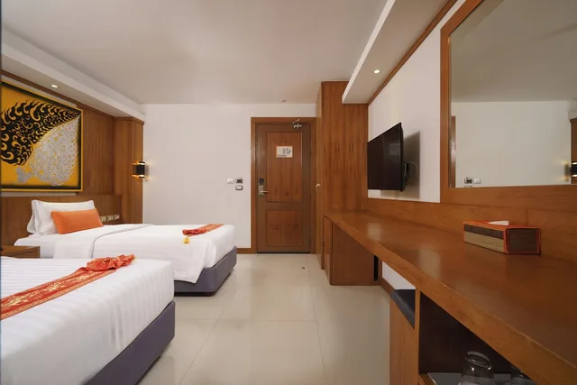 غرفة سوبيريور بسرير مزدوج، CHABANA KAMALA HOTEL 3/10