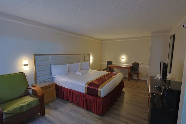 غرفة بسرير كينج لذوي الإعاقة، The Grand by Capital O Texarkana I-30 10/10