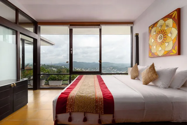 Penthouse, Panoramic Mountain View, Hot Tub, Theva Residency 1/1