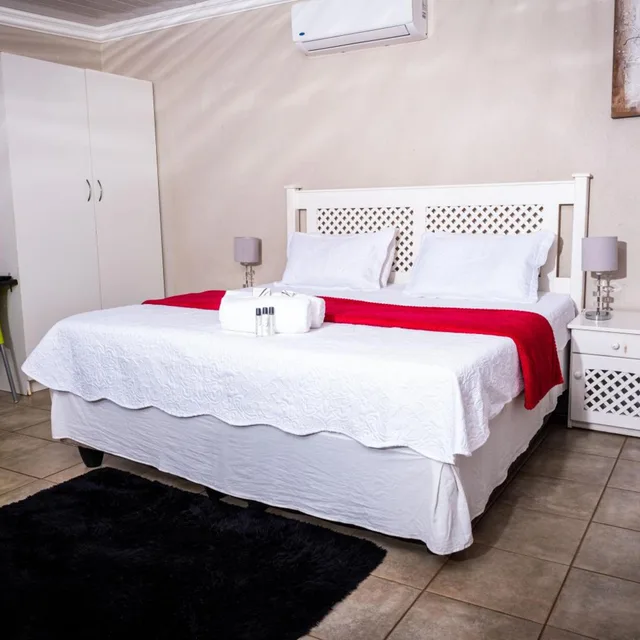 غرفة قياسية بسرير كوين، Lempitse Lodge 2/10