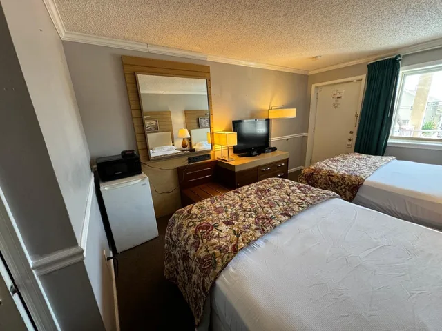 غرفة بسريرين كوين، Bay Breeze Motel 3/5