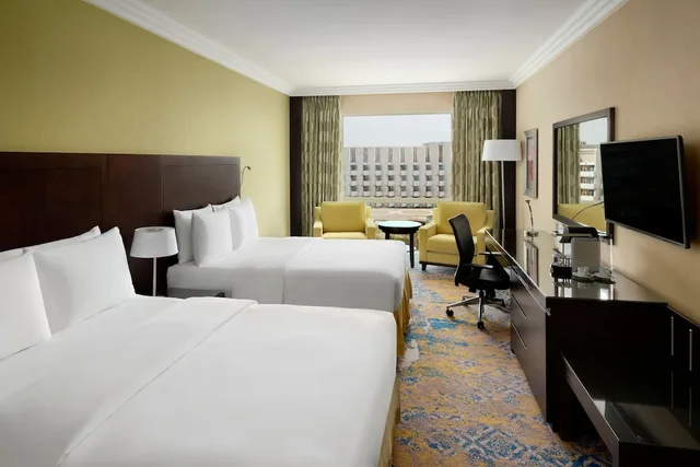 Swiss, Executive, Twin Beds, Crowne Plaza Jeddah 2/3