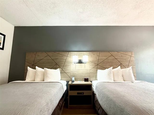 غرفة بسريرين مزدوجين، Quality Inn & Suites Greenville I-65 2/6