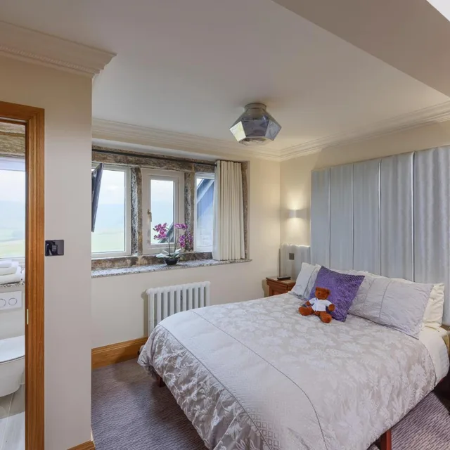 Room, Double Bed, The Saddleworth Hotel 1/2