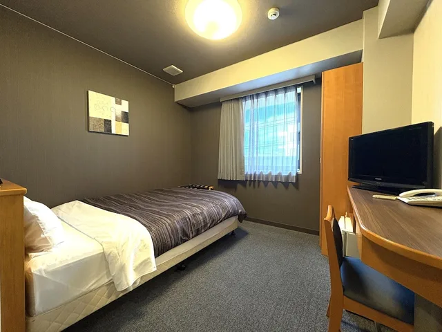 غرفة بسرير مزدوج للمدخنين، Hotel Route-Inn Niihama 1/9