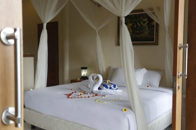 غرفة قياسية بسرير مزدوج، Junjungan Suite Villa 5/10