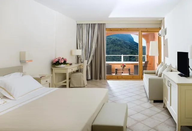 غرفة بريستيج بإطلالة على البحر، Hotel Torre Di Calapiccola 8/10