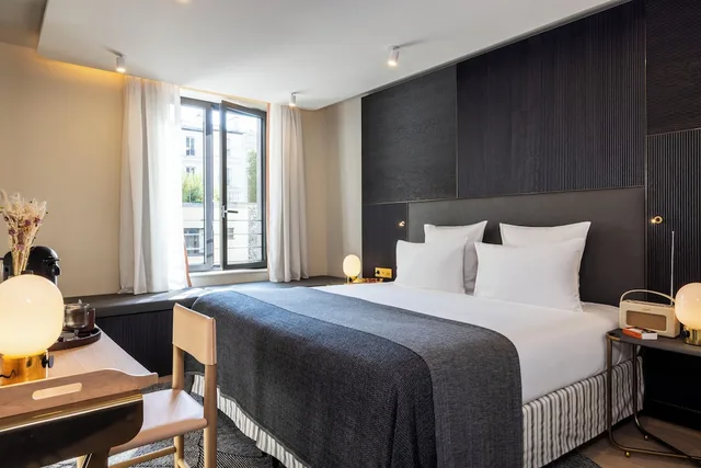 Petite, Queen Bed، Quinzerie Hotel 9/10