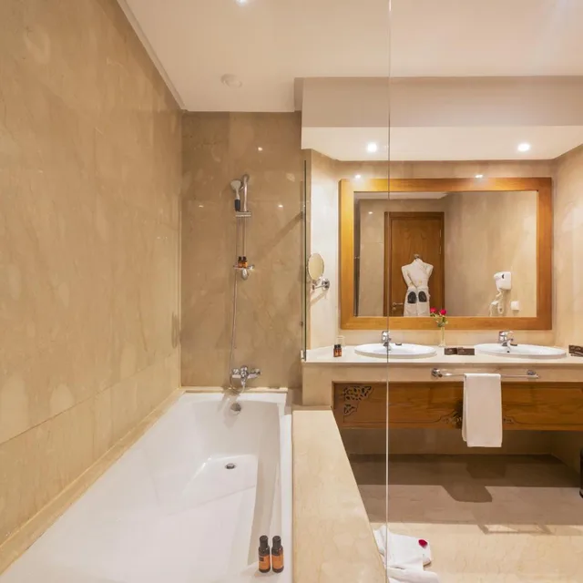 Deluxe, Double Bed, Grand Mogador Sea View & Spa 8/8