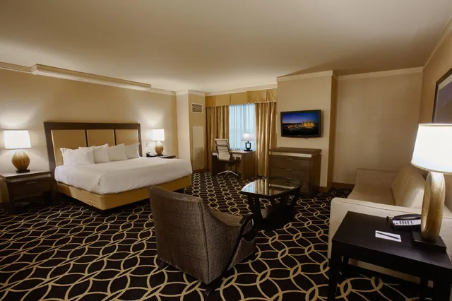Rodeo, Junior Suite, King Bed، Hollywood Casino St Louis 4/4