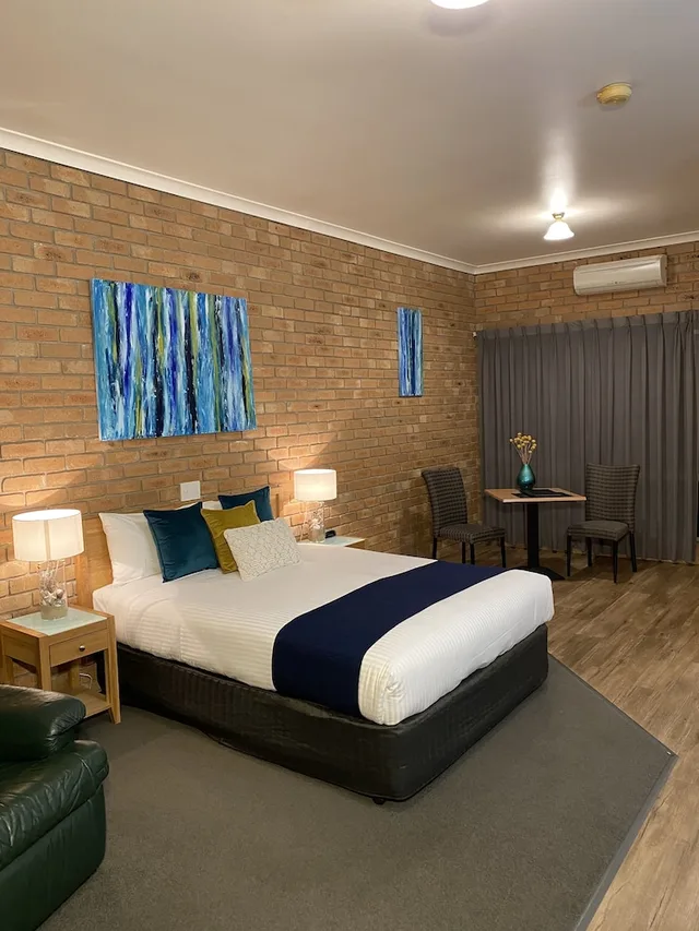 غرفة ديلوكس بسرير كوين، Coastal Waters Motor Inn 1/8