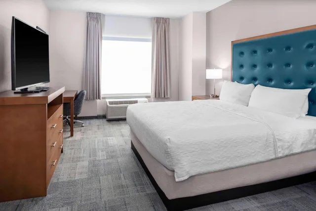 1 Bedroom, Premium, Suite, King Bed, Sofa, Homewood Suites by Hilton St. Louis - Galleria 1/4