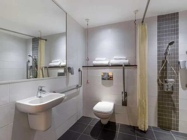 Trendy, Double Bed, Living Area, ibis Styles Nairobi Westlands 6/6