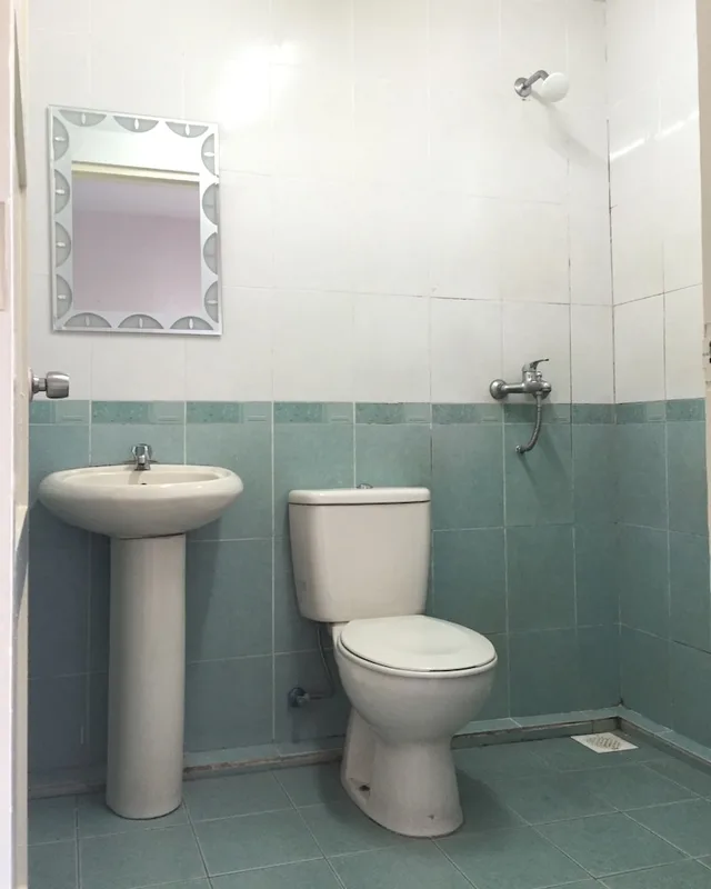 جناح جونيور بسريرين كوين، Raja Inn Hotel 3/3