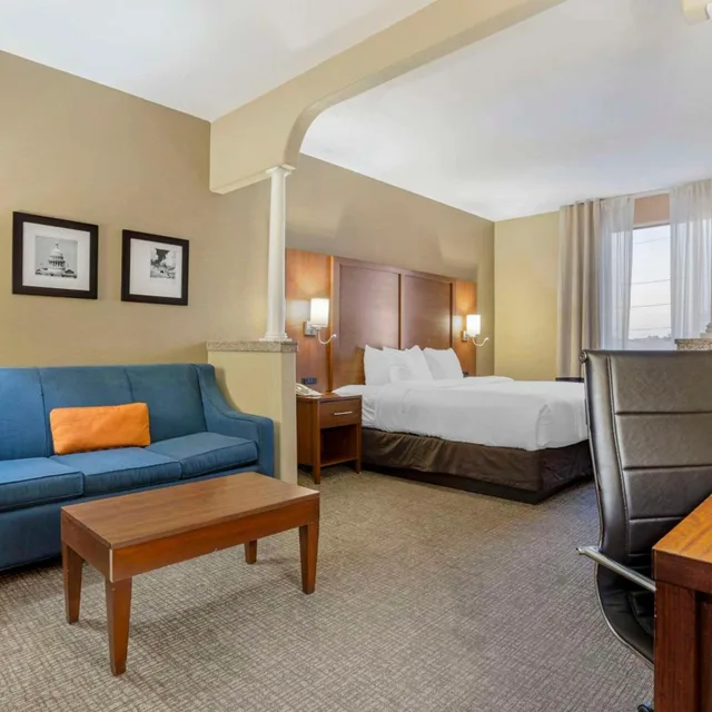 جناح بسرير كينج مع أريكة، Comfort Suites Houston NW - Vintage Park 4/7