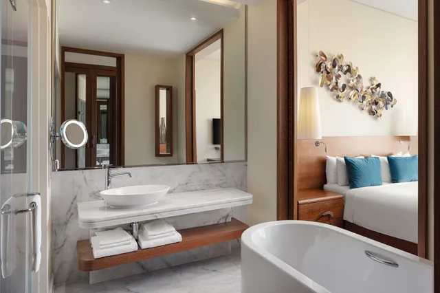 Deluxe Double Room Sea View [W]، Jw Marriott Absheron Baku 8/10