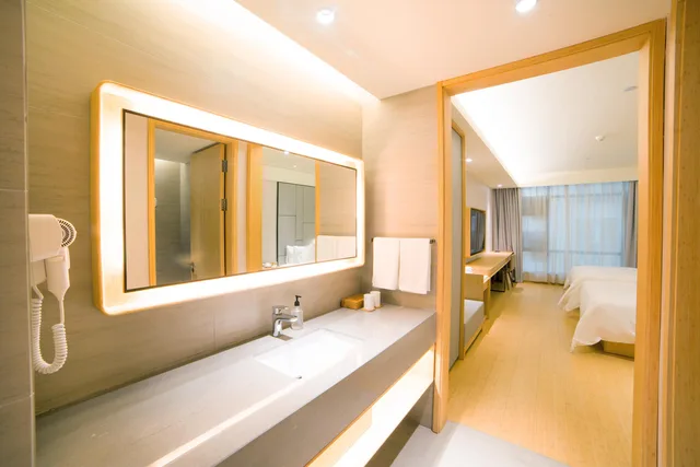 غرفة سوبيريور بسريرين منفصلين، Ji Hotel Guangzhou Baiyun Airport 2/2
