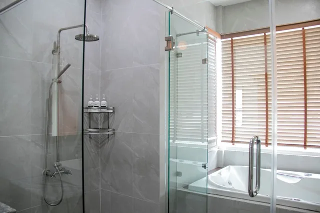 Canal, Suite, Queen Bed, Murphy Building، Lamphu Tree House Boutique Hotel 5/7