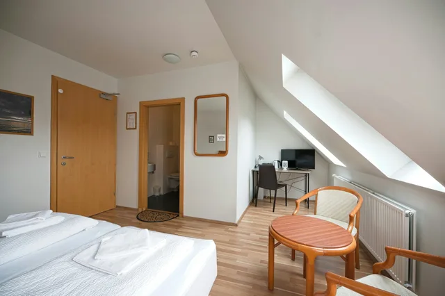 غرفة ديلوكس بسريرين منفصلين، Laxnes Hotel 1/3